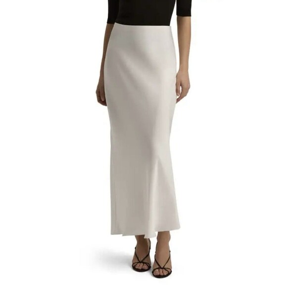 Favorite Daughter Dresses & Skirts - Favorite Daughter The Favorite Ivory Satin Maxi Mini Skirt Size Medium FLAW